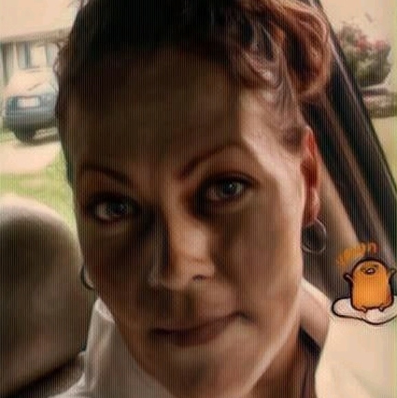 Meet your Posher, Michele - Picture 1 of 1